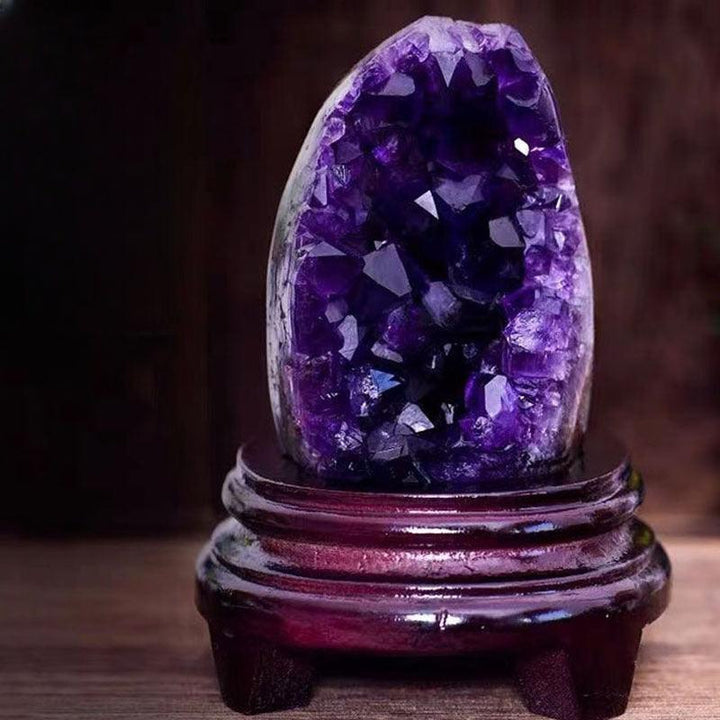 an amethyst cave fortune drawing ornament on the table