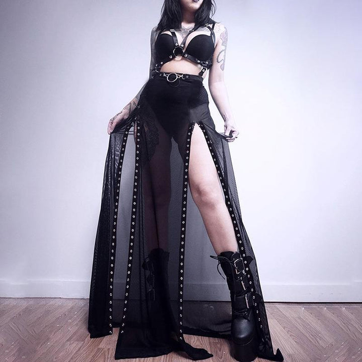 a woman wear a black sexy gothic half body long dress