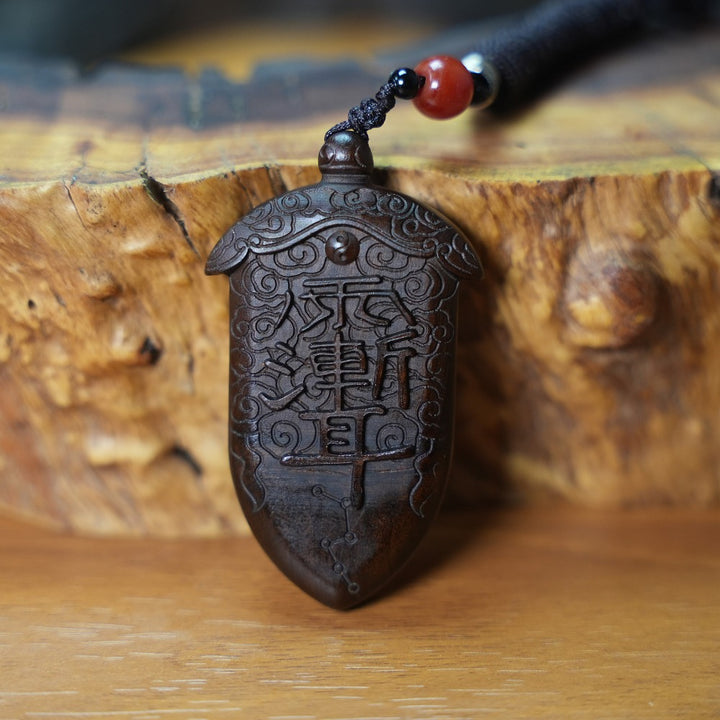 lightning-struck-wood-thunder-lei-zu-protection-amulet-pendant-02