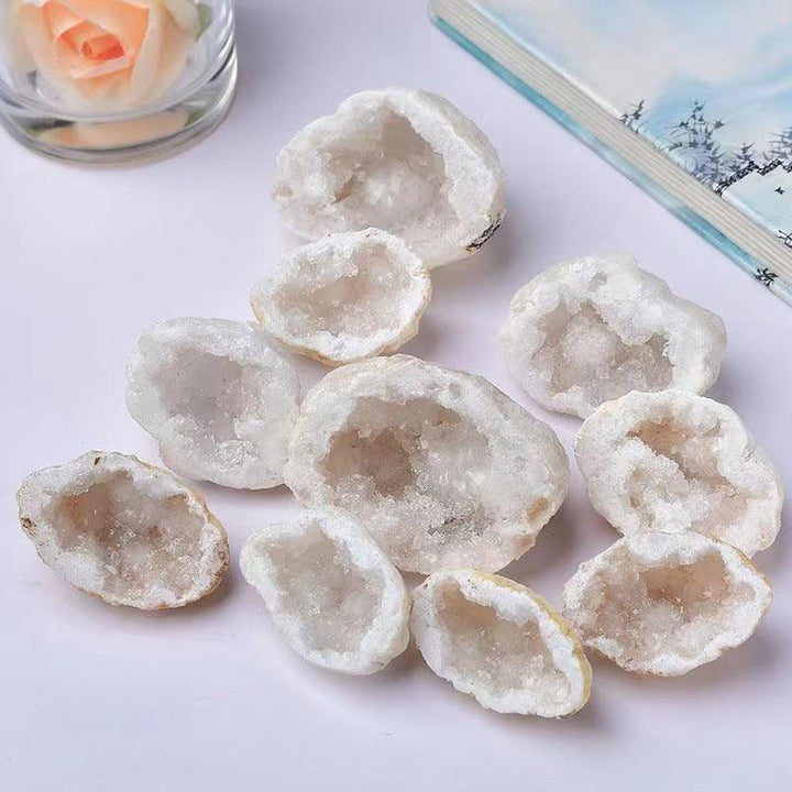 ten morocco agate cave white crystal cave ornaments on the table