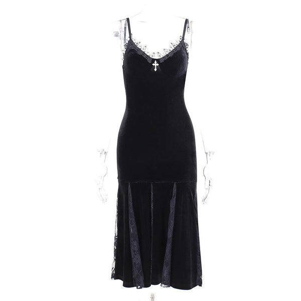 a sleeveless long velvet black gothic dress