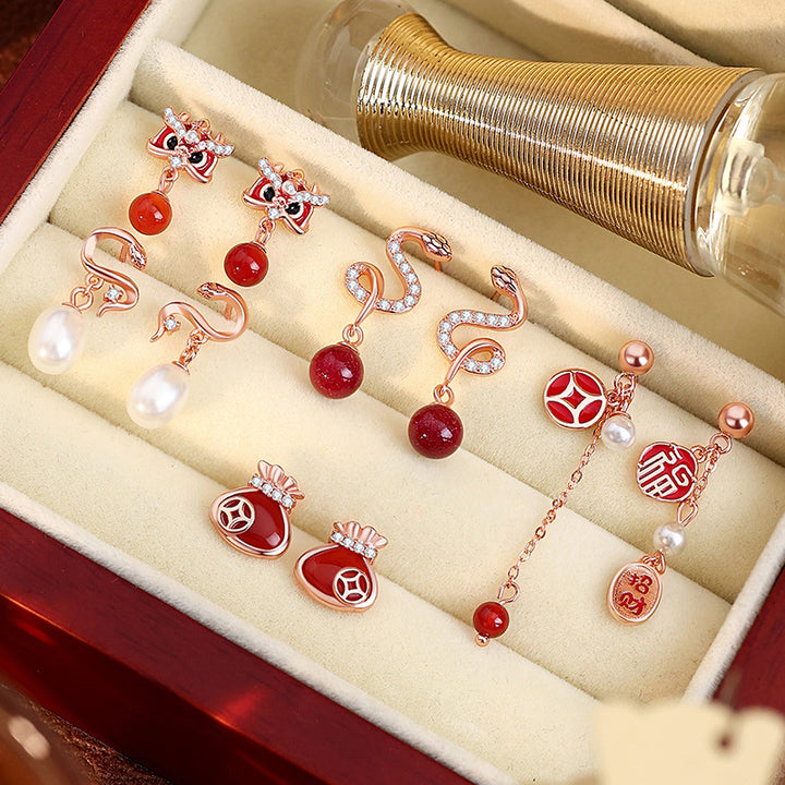 snake-chinese-zodiac-pearl-balance-blessing-earrings-gift-box