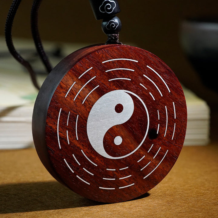 taoist-protective-shan-gui-hua-qian-tai-chi-pendant-necklace-02