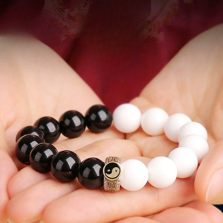 taoist-taiji-yin-yang-obsidian-bodhi-black-and-white-bracelet-01