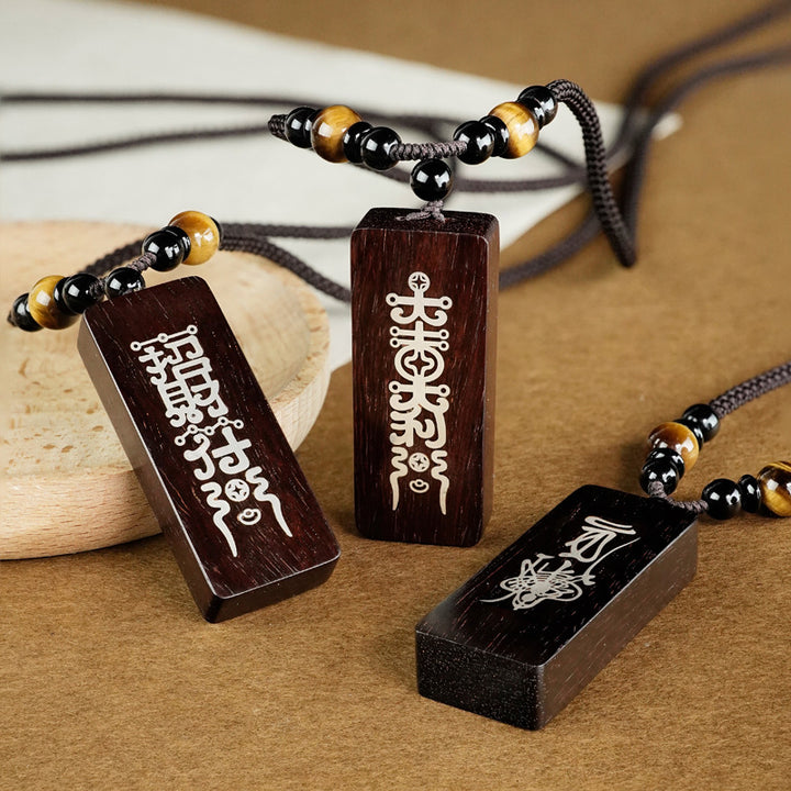 taoist-talisman-wood-pendant-necklace-for-fortune-and-protection-01