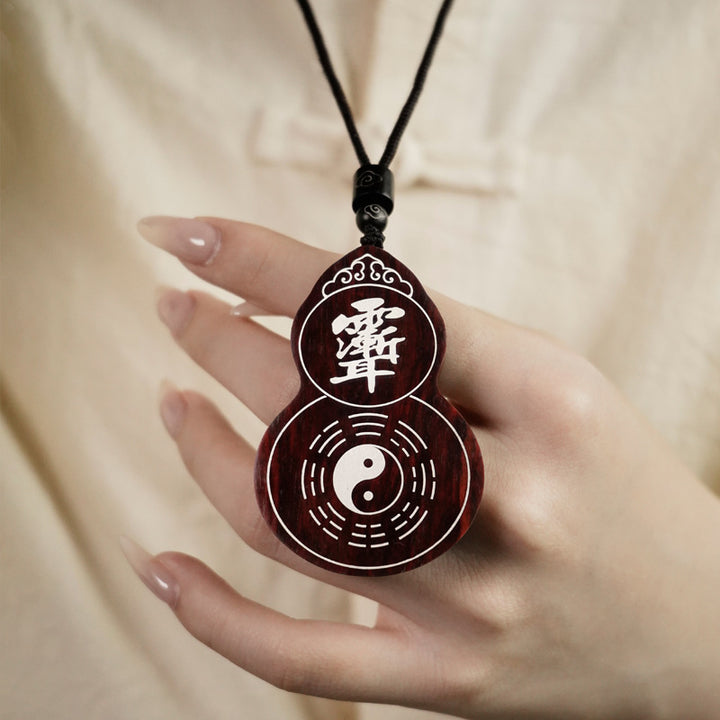 taoist-talisman-wooden-gourd-protection-and-blessing-pendant-necklace-01