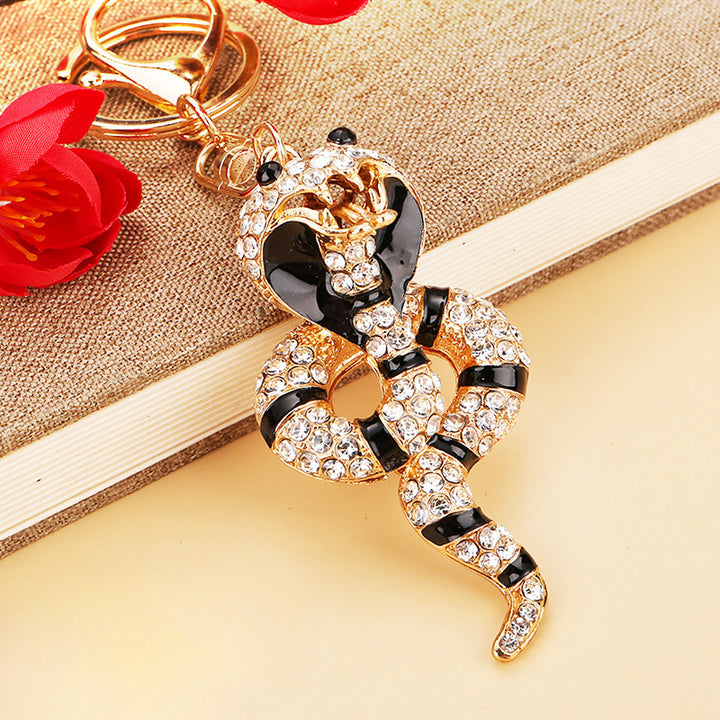 year-of-the-snake-keychain-with-diamond-blessing-and-luck-pendant-04